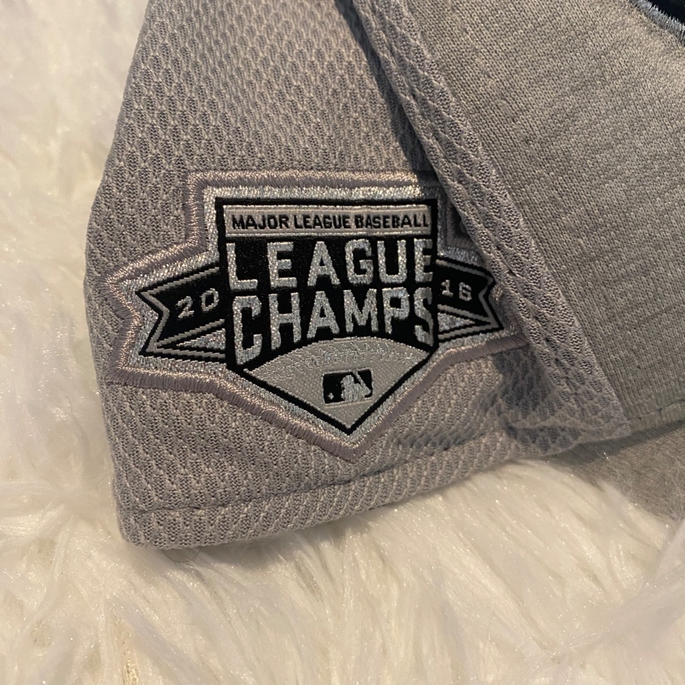 New Condition World Series 2016 League Champions Authentic Official On F… - Picture 6 of 7